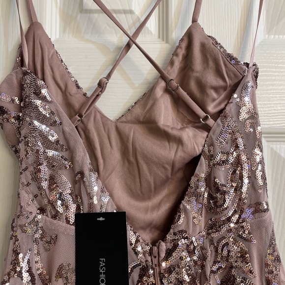Fashion nova women’s No Rules Sequin Mini Dress -  color Mauve - Picture 11 of 14